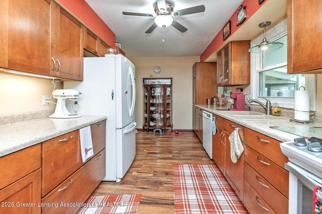 12565 Mckouen Drive, Dewitt, MI 48820