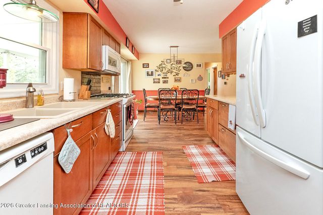 12565 Mckouen Drive, Dewitt, MI 48820