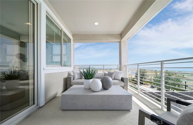 11811 Canoga Avenue, Chatsworth, CA 91311