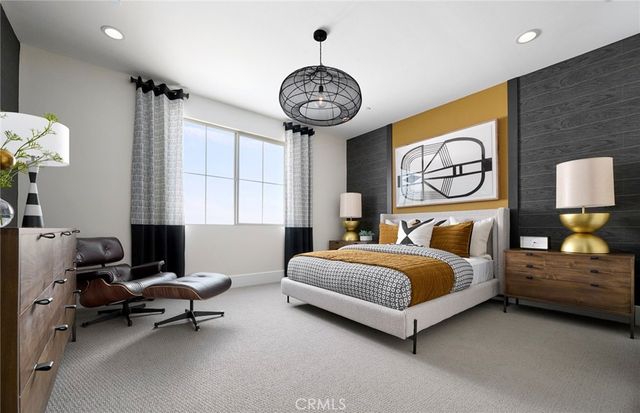 11811 Canoga Avenue, Chatsworth, CA 91311