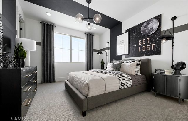 11811 Canoga Avenue, Chatsworth, CA 91311