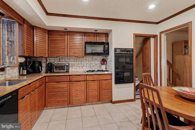 1229 HOFFMAN RD, Ambler, PA 19002