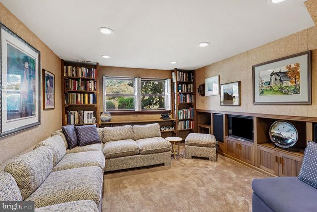 1229 HOFFMAN RD, Ambler, PA 19002