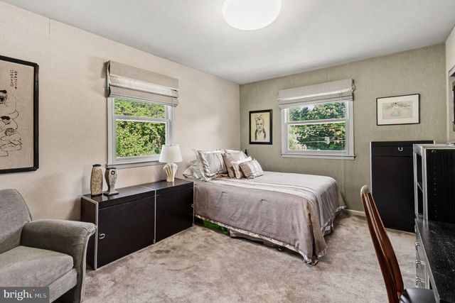 1229 HOFFMAN RD, Ambler, PA 19002
