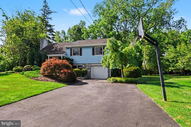 1229 HOFFMAN RD, Ambler, PA 19002
