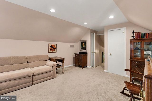 1229 HOFFMAN RD, Ambler, PA 19002