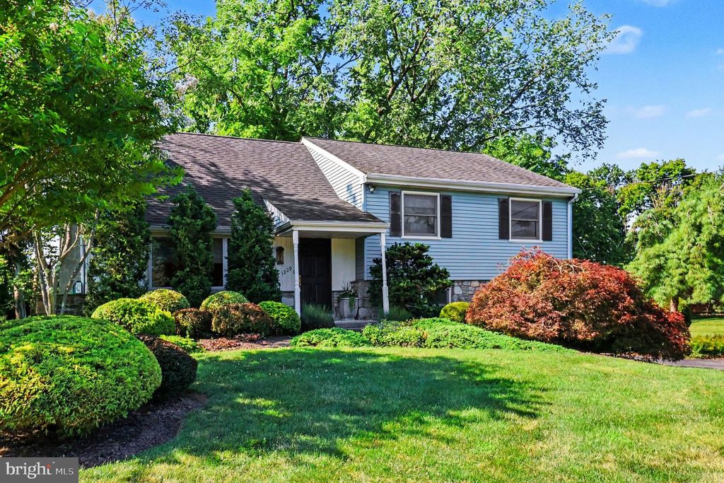 1229 HOFFMAN RD, Ambler, PA 19002