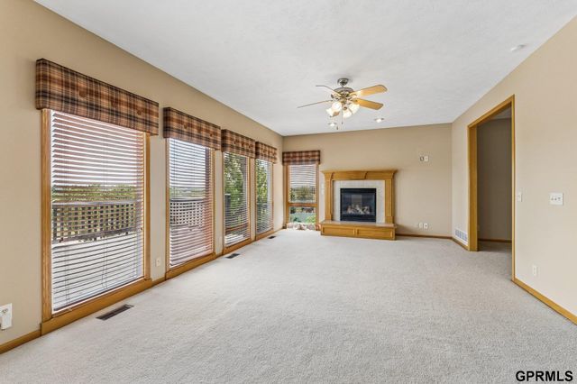 7823 N 156th Avenue, Bennington, NE 68007