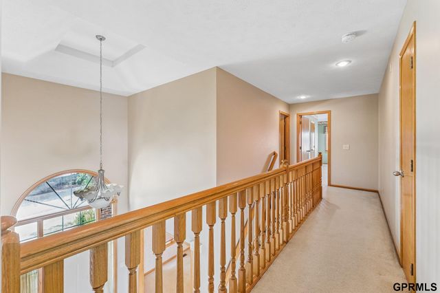 7823 N 156th Avenue, Bennington, NE 68007