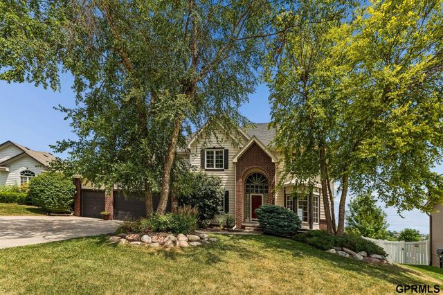 7823 N 156th Avenue, Bennington, NE 68007