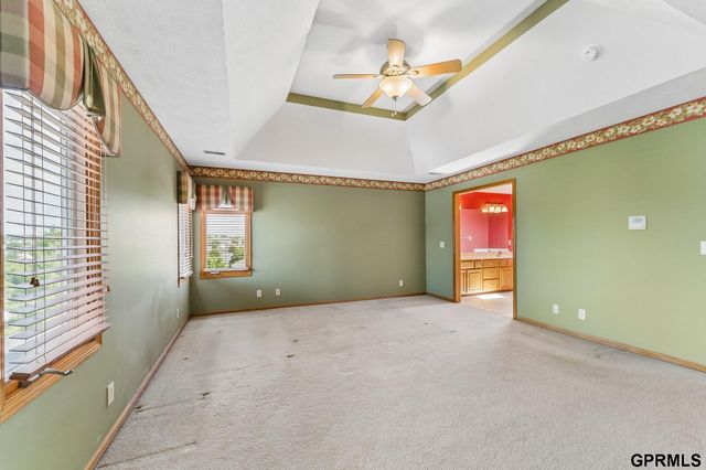 7823 N 156th Avenue, Bennington, NE 68007