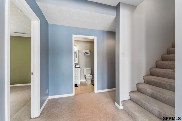 7823 N 156th Avenue, Bennington, NE 68007