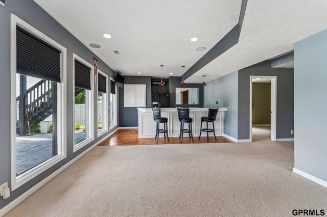 7823 N 156th Avenue, Bennington, NE 68007
