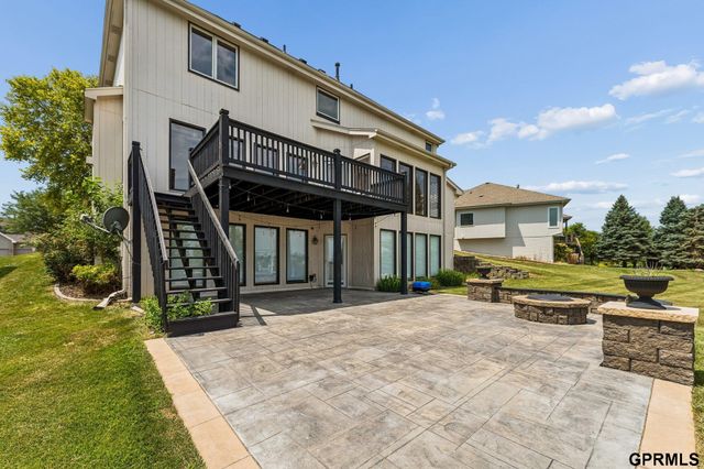 7823 N 156th Avenue, Bennington, NE 68007