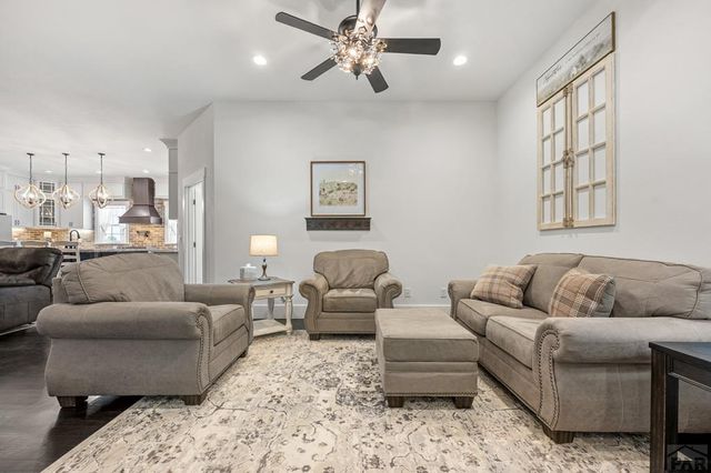 53 S Rancho Vista Dr, Pueblo West, CO 81007