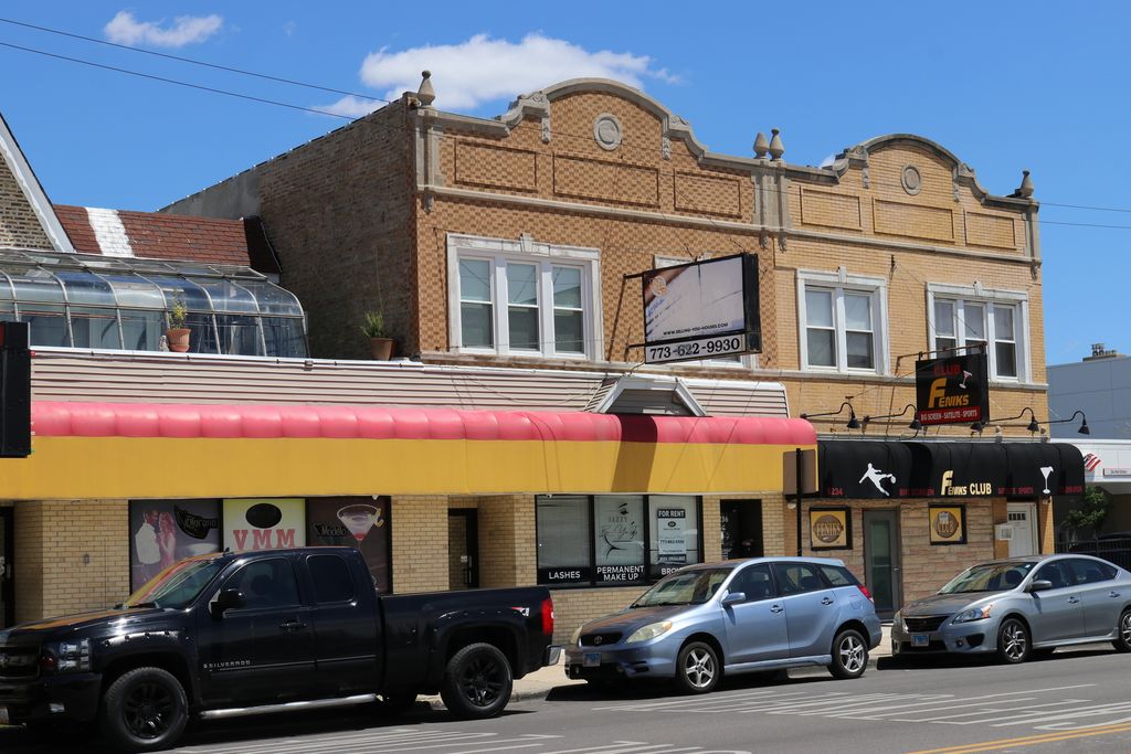 5236 W Fullerton Avenue 1st, Chicago, IL 60639