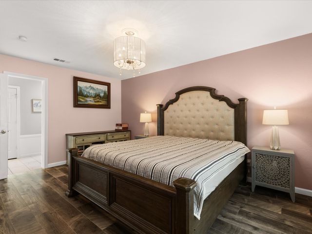300 Rs County Road 3367, Emory, TX 75440