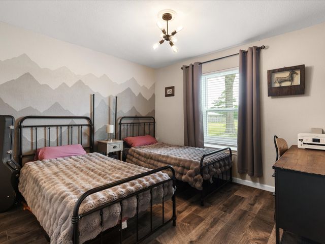 300 Rs County Road 3367, Emory, TX 75440