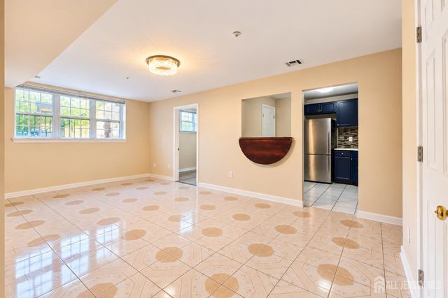 145 College Drive, Edison, NJ 08817