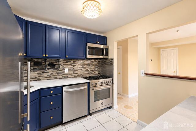 145 College Drive, Edison, NJ 08817
