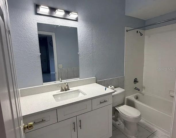 13023 SANCTUARY COVE DRIVE 301, Temple Terrace, FL 33637