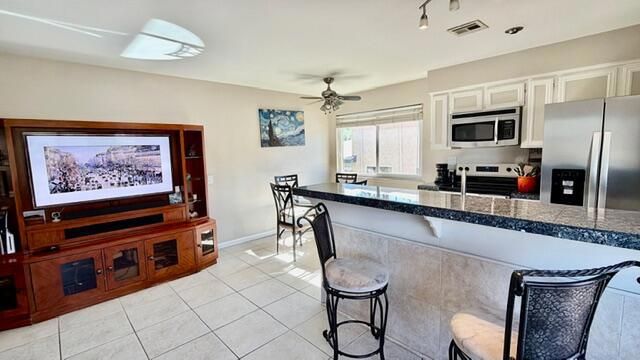 46943 Highway 74 4, Palm Desert, CA 92260