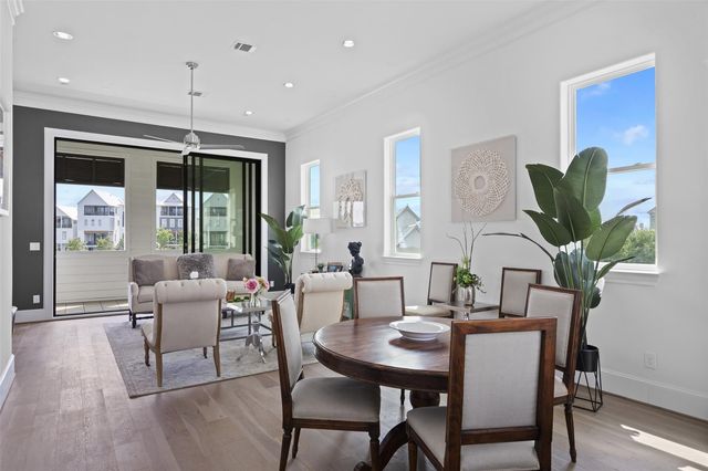 8711 Park Kolbe Lane, Houston, TX 77080