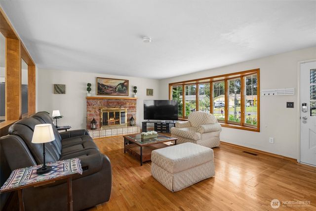 304 Wildcat Street SE, Lacey, WA 98503