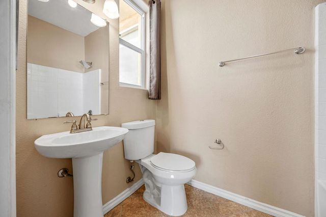 1351 Brentwood Avenue, Thermal, CA 92274