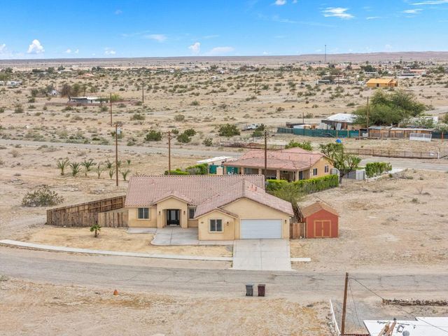 1351 Brentwood Avenue, Thermal, CA 92274