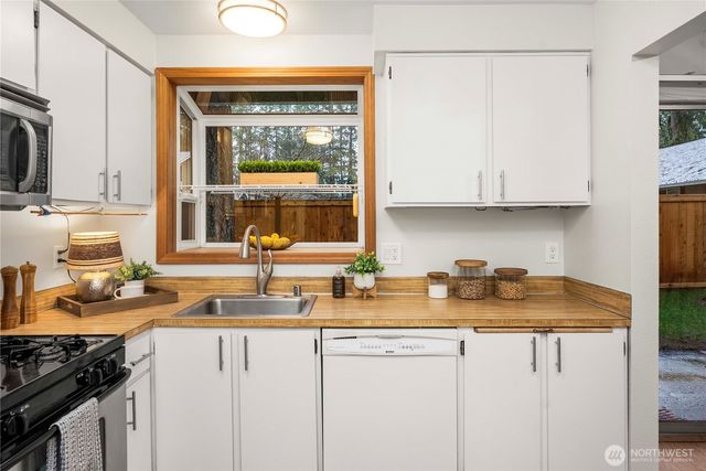 18606 SE 265th Street, Covington, WA 98042