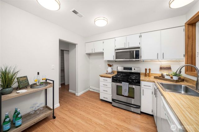 18606 SE 265th Street, Covington, WA 98042