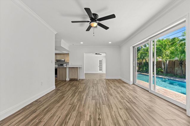884 NW 6th Drive, Boca Raton, FL 33486