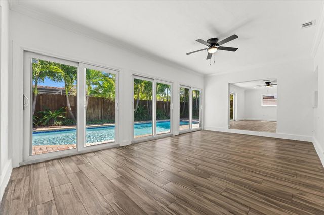 884 NW 6th Drive, Boca Raton, FL 33486