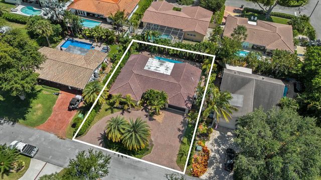 884 NW 6th Drive, Boca Raton, FL 33486
