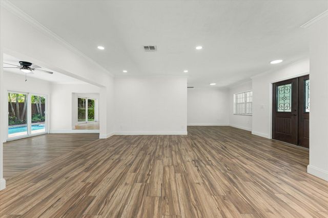 884 NW 6th Drive, Boca Raton, FL 33486