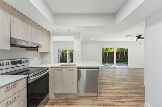 884 NW 6th Drive, Boca Raton, FL 33486