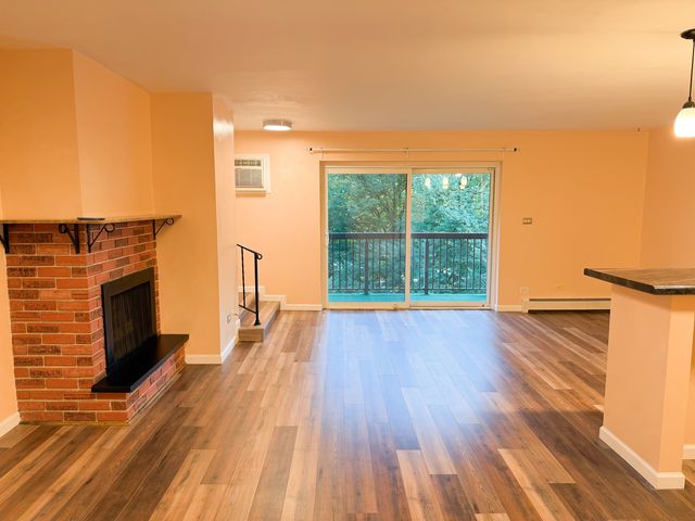753 S Dwyer Avenue E, Arlington Heights, IL 60005