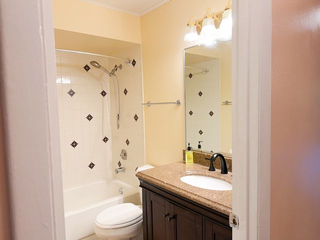 753 S Dwyer Avenue E, Arlington Heights, IL 60005