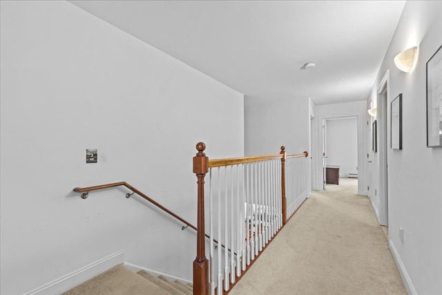 66 Dunbar Drive, Essex Junction, VT 05452