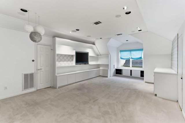 4525 Braeburn Drive, Bellaire, TX 77401