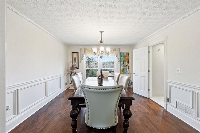 5027 Castlewood Drive SW, Lilburn, GA 30047