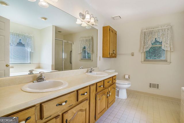 1120 Oakpark Drive, Mcdonough, GA 30253