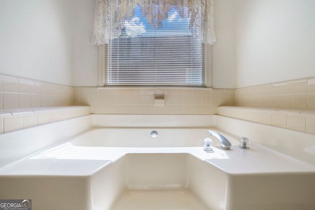 1120 Oakpark Drive, Mcdonough, GA 30253