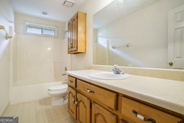 1120 Oakpark Drive, Mcdonough, GA 30253