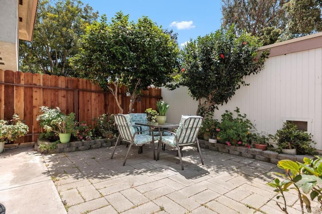 Image 23 of property listing at 2605 Via Eco, Carlsbad, CA 92010