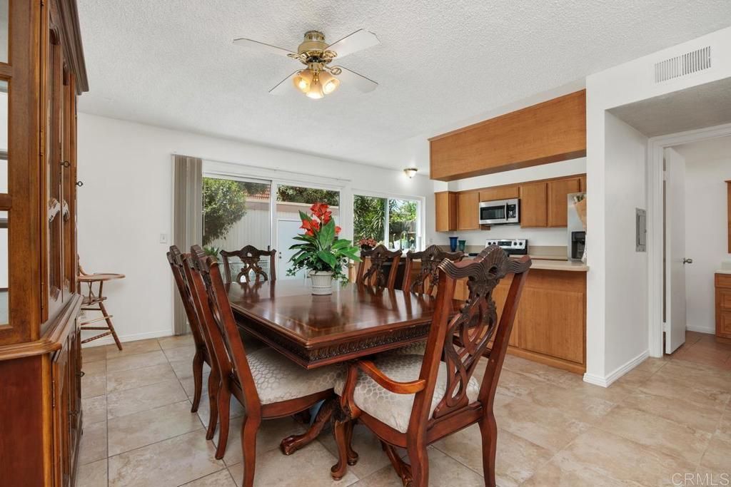 Image 9 of property listing at 2605 Via Eco, Carlsbad, CA 92010