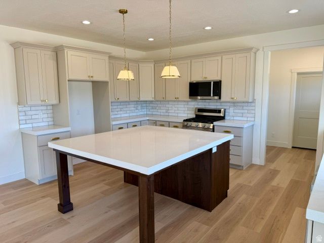 1868 N 4475 W, Plain City, UT 84404