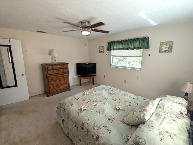 400 S WASHINGTON STREET, Beverly Hills, FL 34465