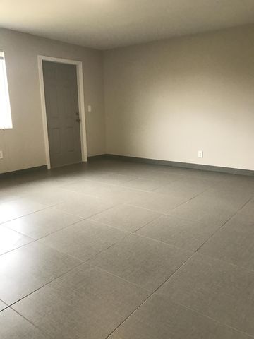 142 SW 8th Avenue Apt B, Delray Beach, FL 33444